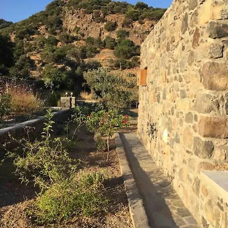 Loutra Olive Garden Stone House #3 * Mandraki (Nisyros)