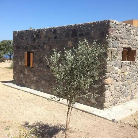 別荘 Loutra Olive Garden Stone House #3 Mandrákion