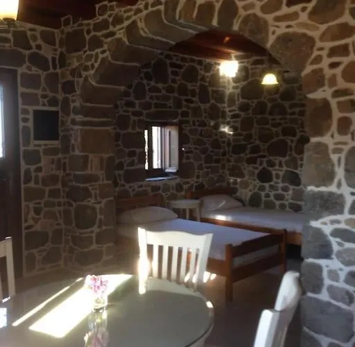 בית נופש Loutra Olive Garden Stone House #3